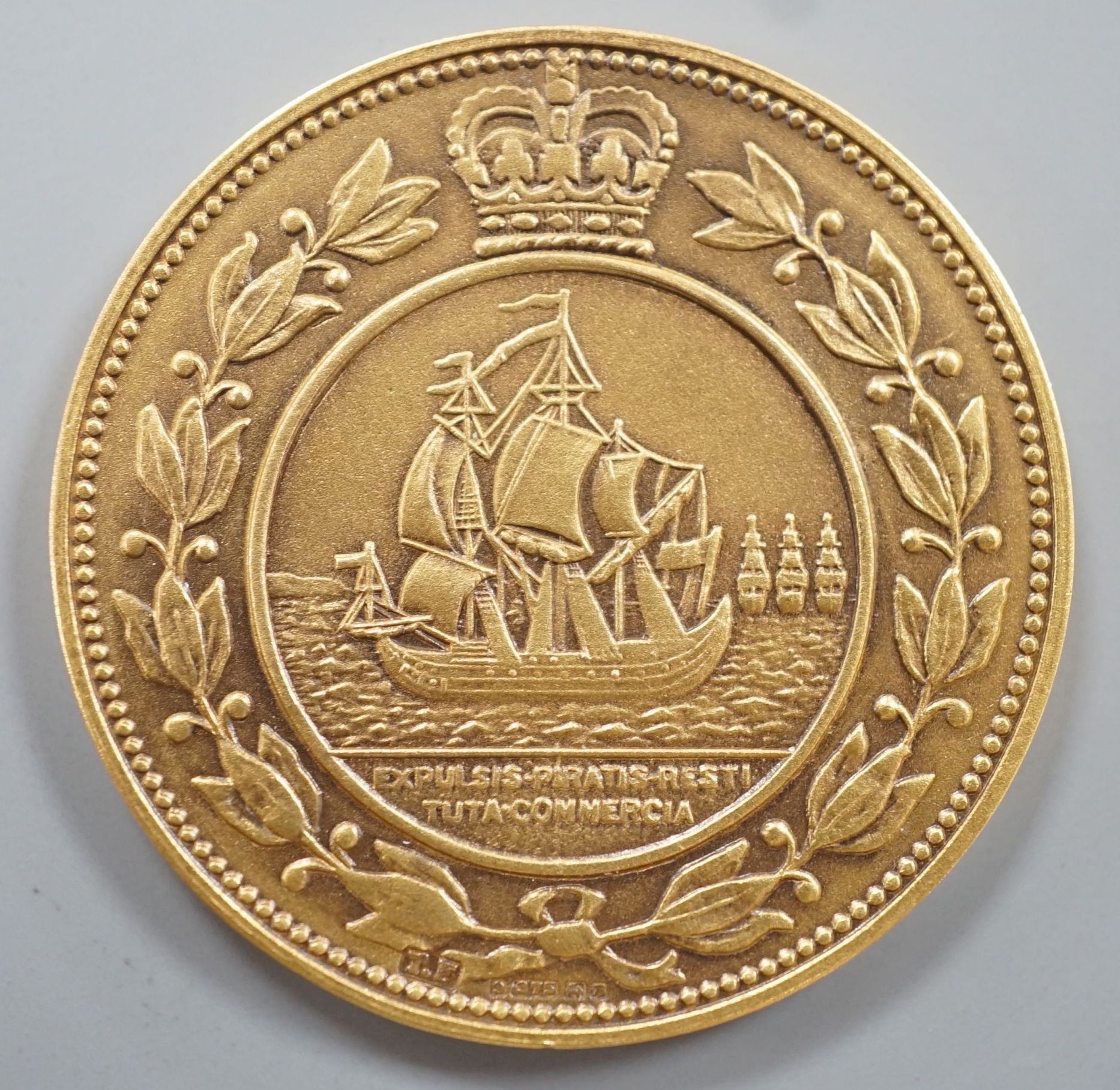 A cased 9ct gold 'H.R.H.Duke of Edinburgh 24th-28th April 1959' medallion, 18.6 grams.